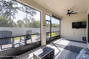 527 Old Country Rd S E, Palm Bay, FL 32909 - Photo 26