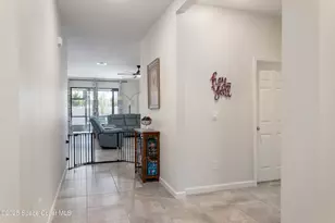 527 Old Country Rd S E, Palm Bay, FL 32909 - Photo 8