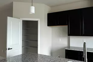 1838 Kendall Pointe Pl, Melbourne, FL 32935 - Photo 4