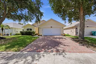 1261 Olde Bailey Ln, West Melbourne, FL 32904 - Photo 2