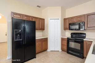 471 Bluefields St SE, Palm Bay, FL 32909 - Photo 6