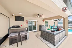 427 Hammond St SW, Palm Bay, FL 32908 - Photo 6