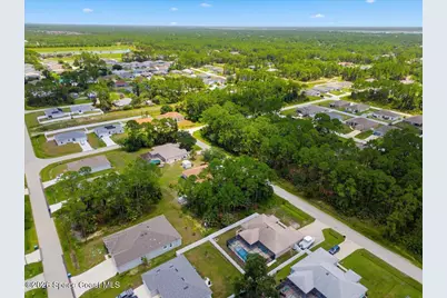 427 Hammond Street SW, Palm Bay, FL 32908 - Photo 40