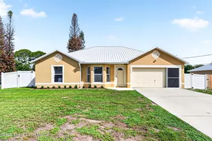 6392 Hudson Rd, Cocoa, FL 32927 - Photo 2