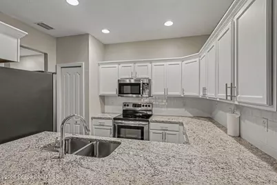 1030 Venetian Drive #103, Melbourne, FL 32904 - Photo 4