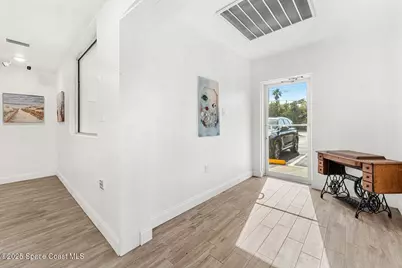 315 Minutemen Causeway, Cocoa Beach, FL 32931 - Photo 8
