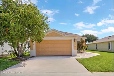 1556 Dittmer Circle SE, Palm Bay, FL 32909 - Photo 2