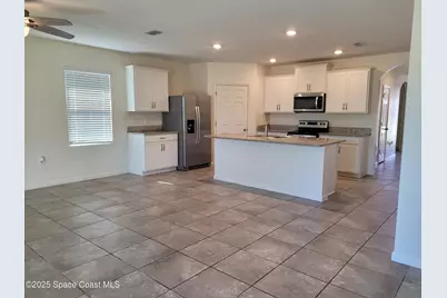 760 Acadia Court SE, Palm Bay, FL 32909 - Photo 2