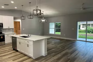827 Everglade Ave SE, Palm Bay, FL 32909 - Photo 2