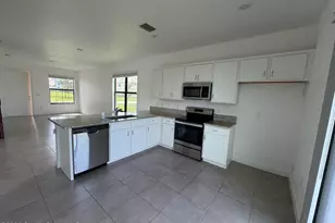 922 S Verona Trace Dr, Vero Beach, FL 32966 - Photo 2