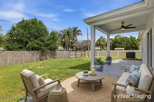 270 De Castro Ave SE, Palm Bay, FL 32909 - Photo 4