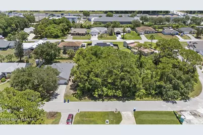 1347 Vater Avenue NW, Palm Bay, FL 32907 - Photo 8