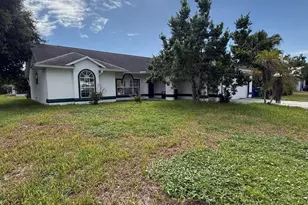 1660 Barber St, Sebastian, FL 32958 - Photo 2