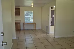 819 Cedar Dr, Melbourne, FL 32901 - Photo 2
