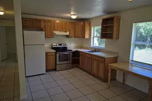 819 Cedar Dr, Melbourne, FL 32901 - Photo 4