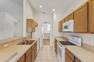 907 Ocaso Ln, Rockledge, FL 32955 - Photo 6