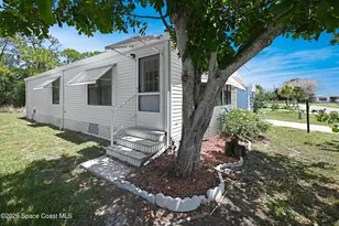 451 E Egret Cir, Barefoot Bay, FL 32976 - Photo 2