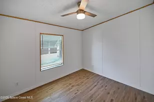 451 E Egret Cir, Barefoot Bay, FL 32976 - Photo 20