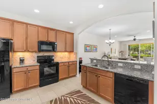 3485 Spencer Ln, Melbourne, FL 32940 - Photo 10