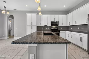 7133 Vista Hermosa Dr, Melbourne, FL 32940 - Photo 10