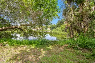 609 Manor Pl, West Melbourne, FL 32904 - Photo 2