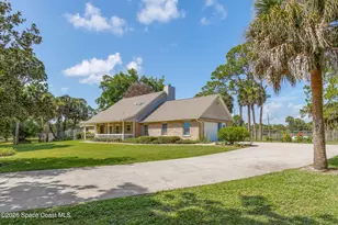 898 Havelock Ave SW, Palm Bay, FL 32908 - Photo 2