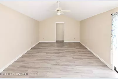581 Borraclough Avenue NW, Palm Bay, FL 32907 - Photo 6