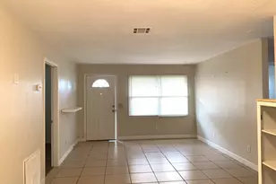 301 Crown Blvd, Melbourne, FL 32901 - Photo 2