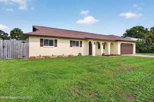 2205 Windsor Dr, Merritt Island, FL 32952 - Photo 2