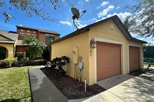 910 Luminary Cir, Melbourne, FL 32901 - Photo 1