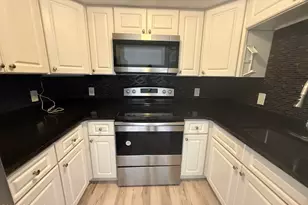 837 Hickory St, Melbourne, FL 32901 - Photo 6