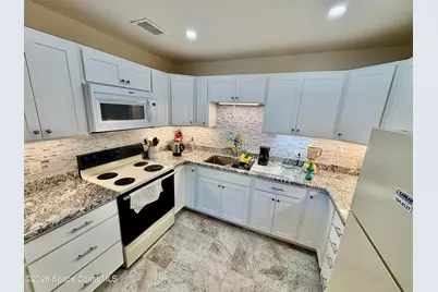140 Aquarius Way #G, Cape Canaveral, FL 32920 - Photo 4