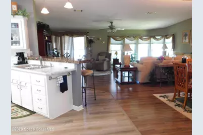414 Sioux Boulevard, Oak Hill, FL 32759 - Photo 8