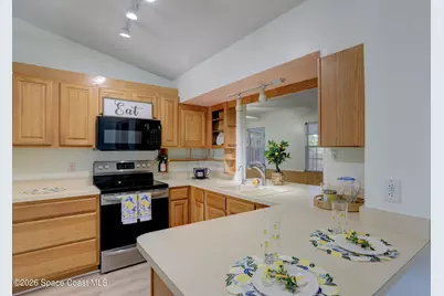 243 Dickens Avenue, Sebastian, FL 32958 - Photo 10