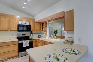 243 Dickens Ave, Sebastian, FL 32958 - Photo 10