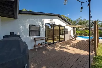 938 Pembroke Avenue NE, Palm Bay, FL 32907 - Photo 6