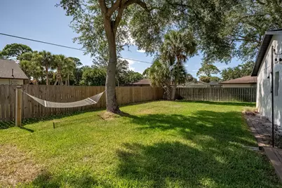 938 Pembroke Avenue NE, Palm Bay, FL 32907 - Photo 26
