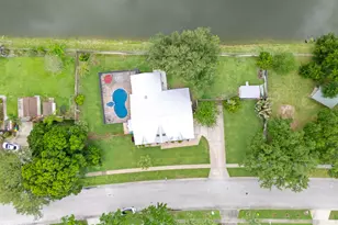 2582 Empire Ave E, Melbourne, FL 32934 - Photo 36