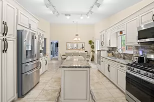 2582 Empire Ave E, Melbourne, FL 32934 - Photo 16