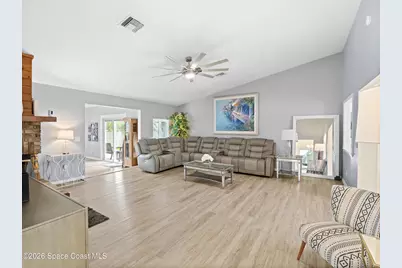 2582 Empire Avenue E, Melbourne, FL 32934 - Photo 10