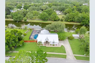 2582 Empire Avenue E, Melbourne, FL 32934 - Photo 34