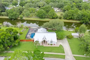 2582 Empire Ave E, Melbourne, FL 32934 - Photo 34