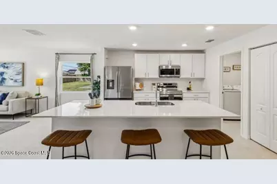 142 Fayetteville Street SW, Palm Bay, FL 32908 - Photo 4