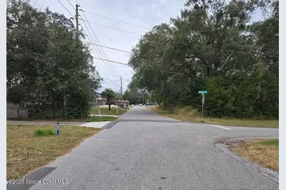 104 E Gardenia Drive, Orange City, FL 32763 - Photo 4