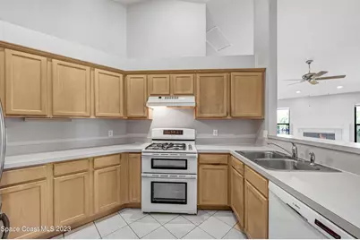 3643 Bluefield Avenue, Melbourne, FL 32934 - Photo 16