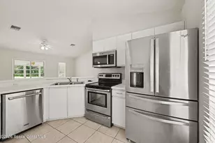 226 12th St SW, Vero Beach, FL 32962 - Photo 4