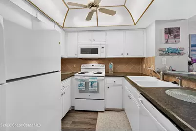 997 Sonesta Avenue NE #202, Palm Bay, FL 32905 - Photo 16