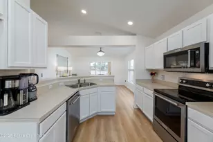 4540 Bellaluna Dr, Melbourne, FL 32904 - Photo 16