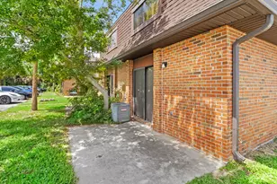 4616 Overlook Dr NE, Palm Bay, FL 32905 - Photo 16