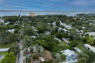702 Shady Ln, Melbourne, FL 32935 - Photo 2
